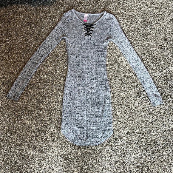 No Boundaries Comfy Bodycon dress - Picture 1 of 6